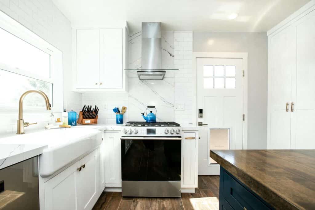 Kitchen Remodel on North Bellflower Blvd, Long Beach project photo 15