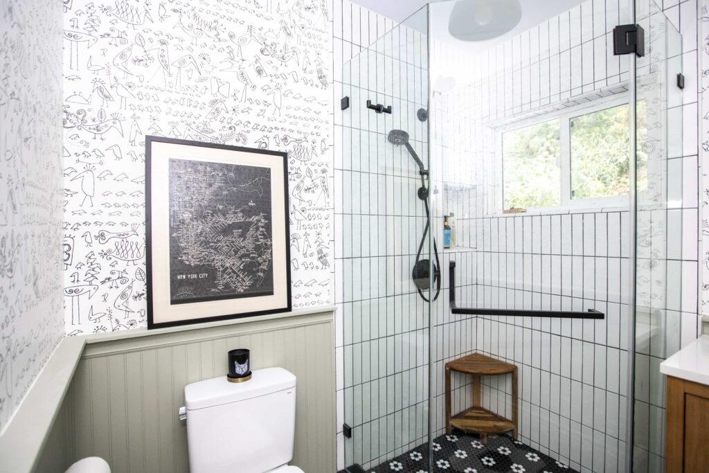 Bathroom Remodel on Shannon Rd, Los Angeles project photo 2