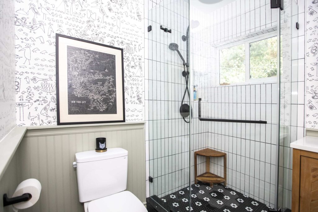 Bathroom Remodel on Shannon Rd, Los Angeles project photo 27