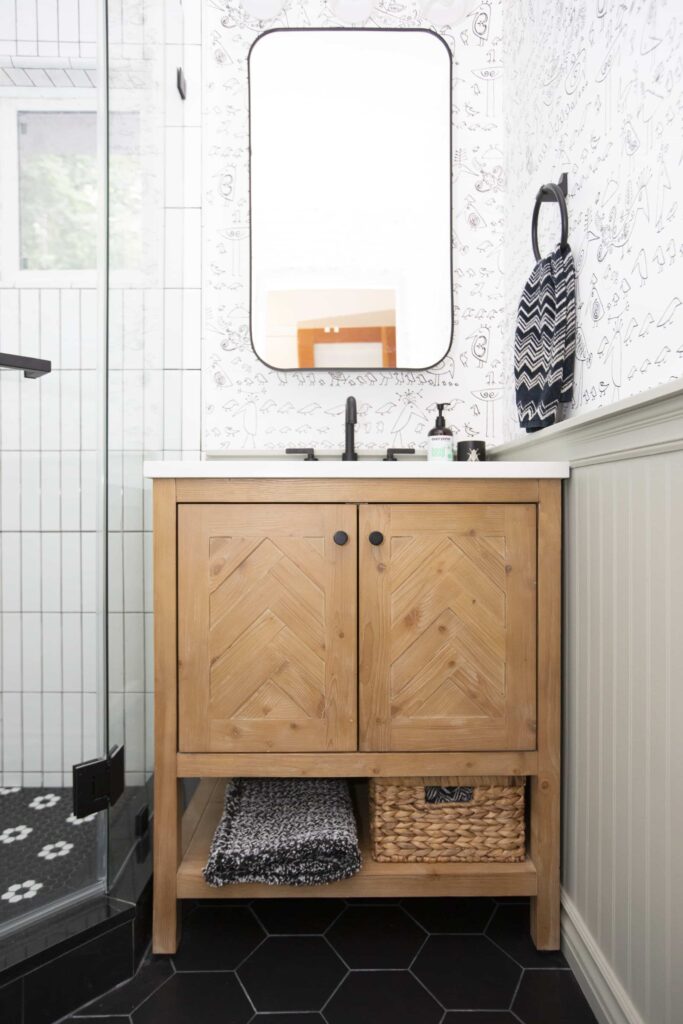 Bathroom Remodel on Shannon Rd, Los Angeles project photo 4
