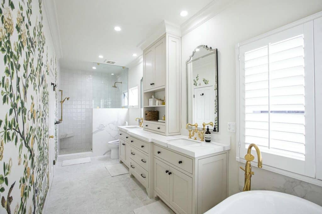 Triple Bathroom Remodel on 7th Los Angeles project photo 9